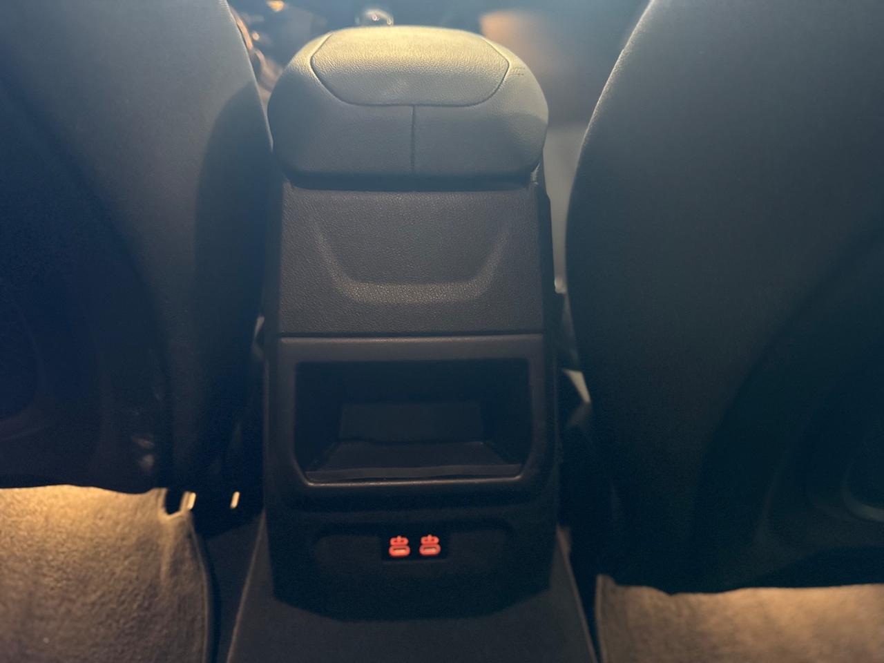 Bmw 116 116d 5p. Advantage