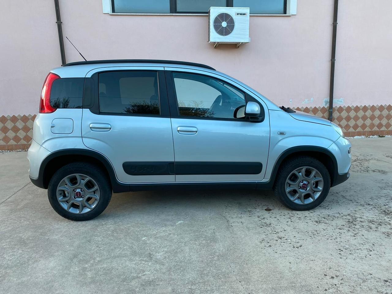 2015 FIAT PANDA 4X4