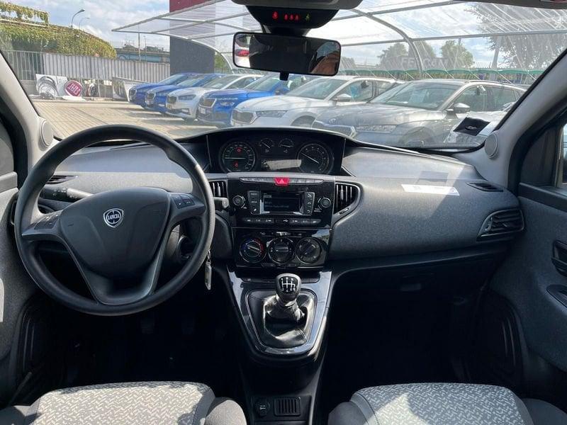 Lancia Ypsilon Ypsilon 1.0 FireFly 5 porte S&S Hybrid Silver Plus