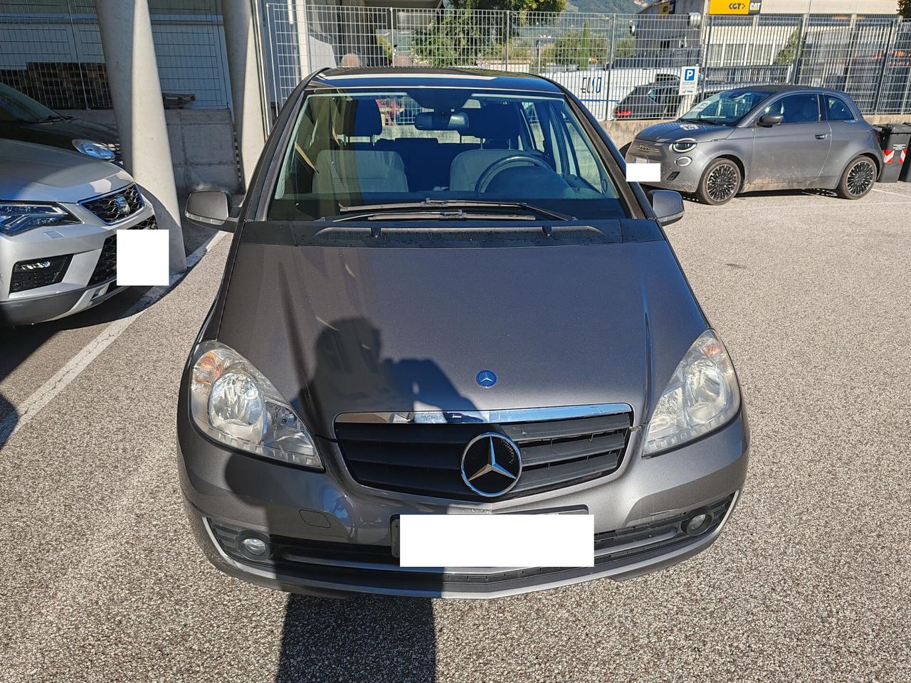MERCEDES A 160 BENZINA BLUE EFFICIENCY 95 CV