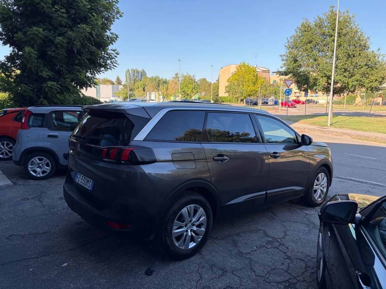 Peugeot 5008 BlueHDi 130 S&S Allure