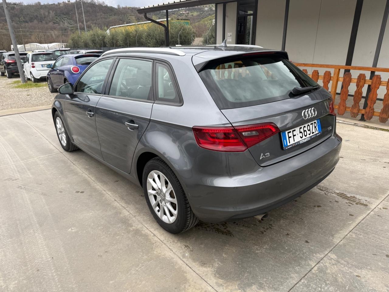 Audi A3 1.6 TDI clean diesel Attraction