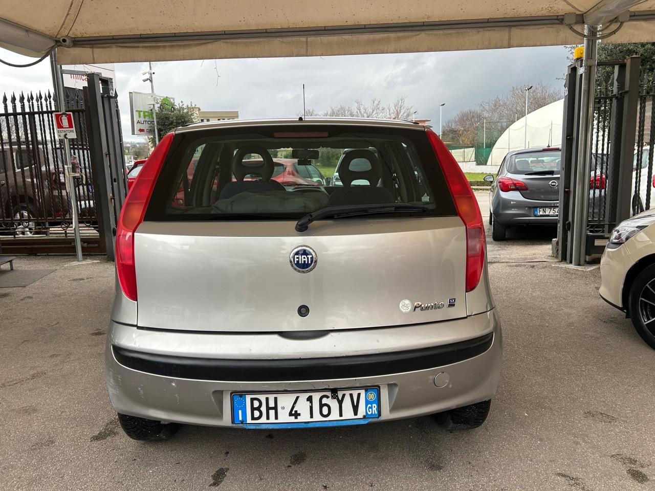 Fiat Punto 1.2i cat 5 porte ELX