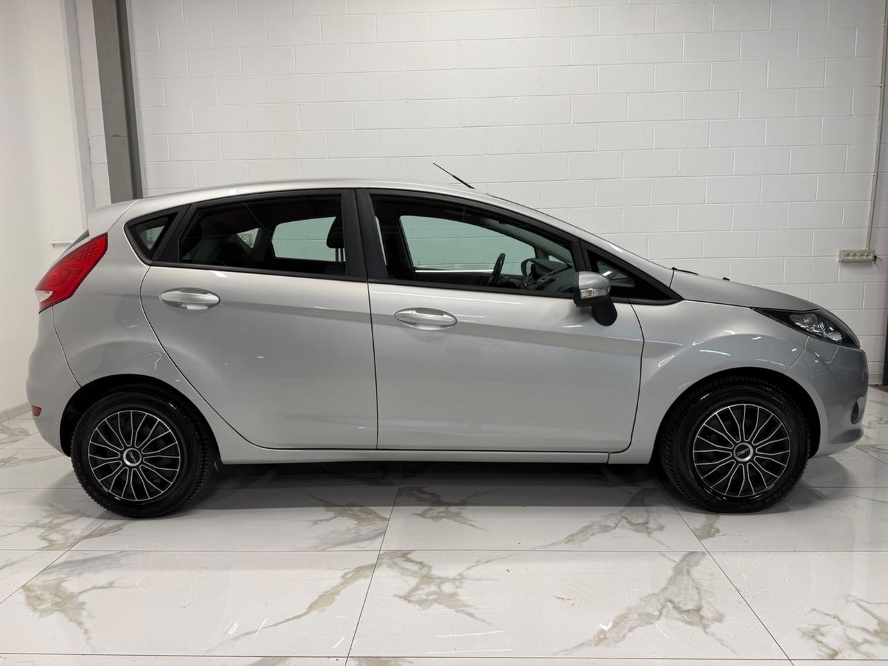 Ford Fiesta Fiesta+ 1.4 TDCi 70CV 5 porte