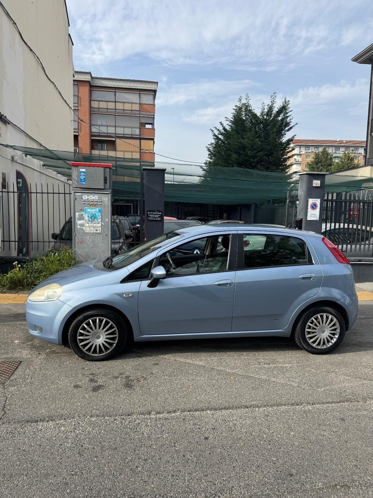 Fiat Grande Punto 1.3 MJT 75 CV 5 porte