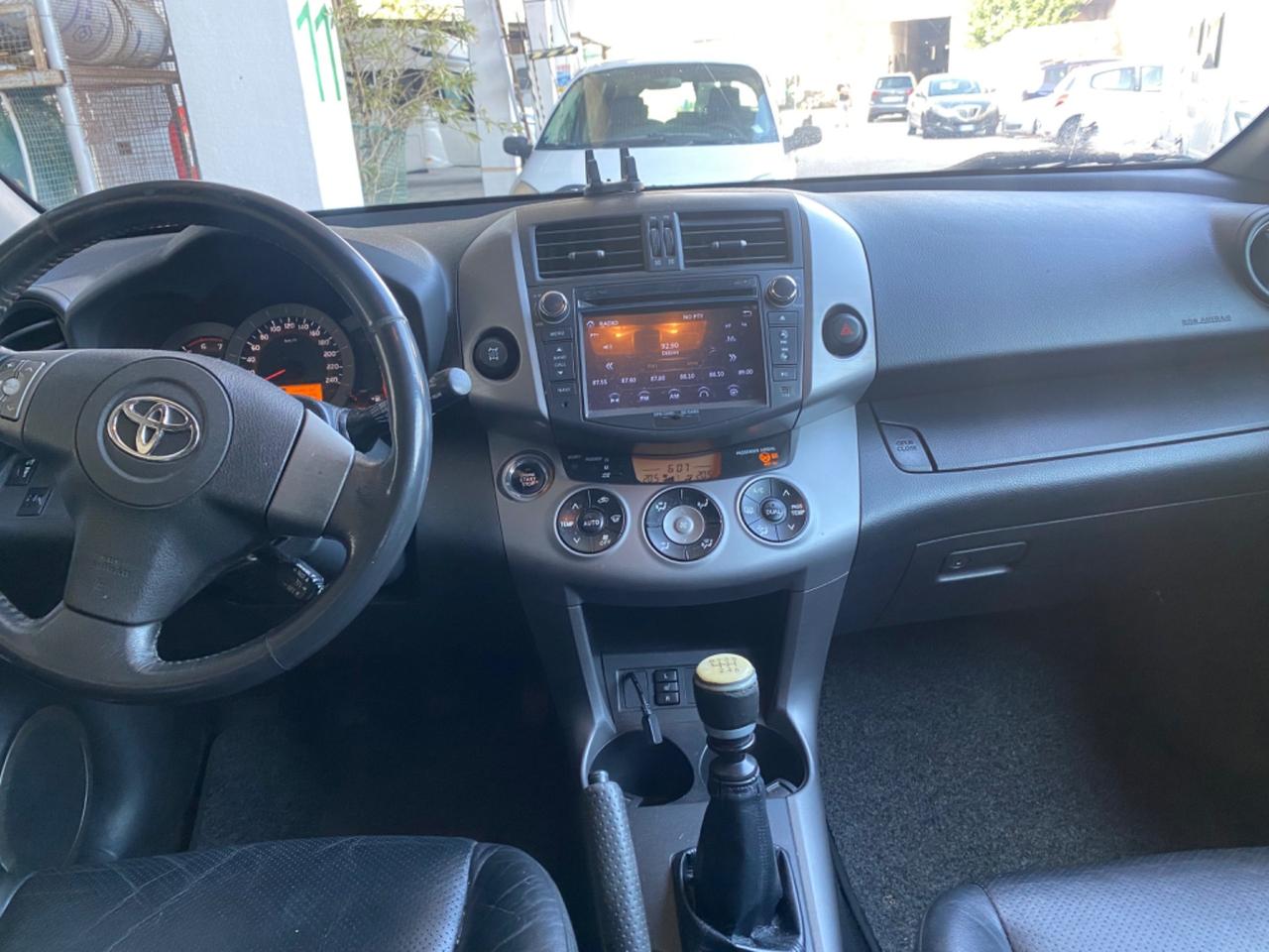 Toyota RAV 4 RAV4 2.2 D-4D 136 CV Luxury