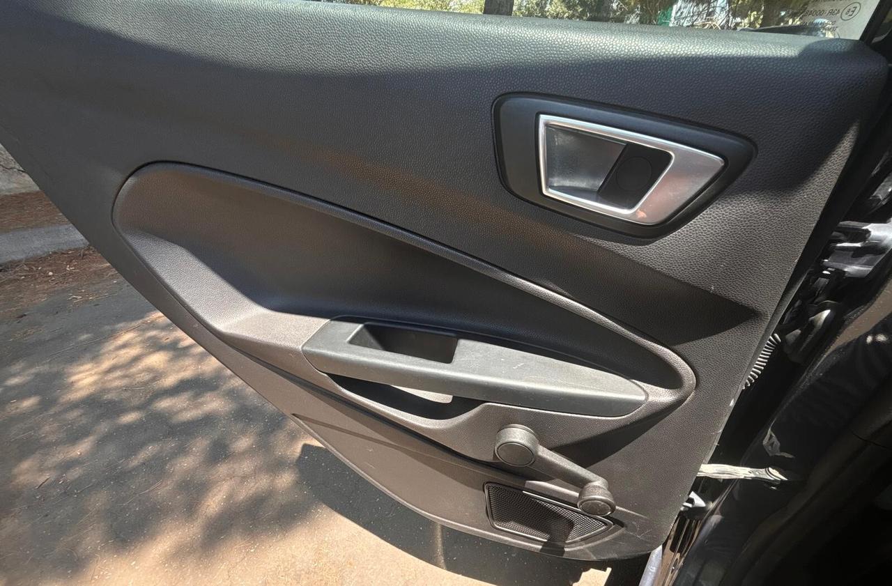 Ford Fiesta 1.5 TDCi 75CV 5 porte