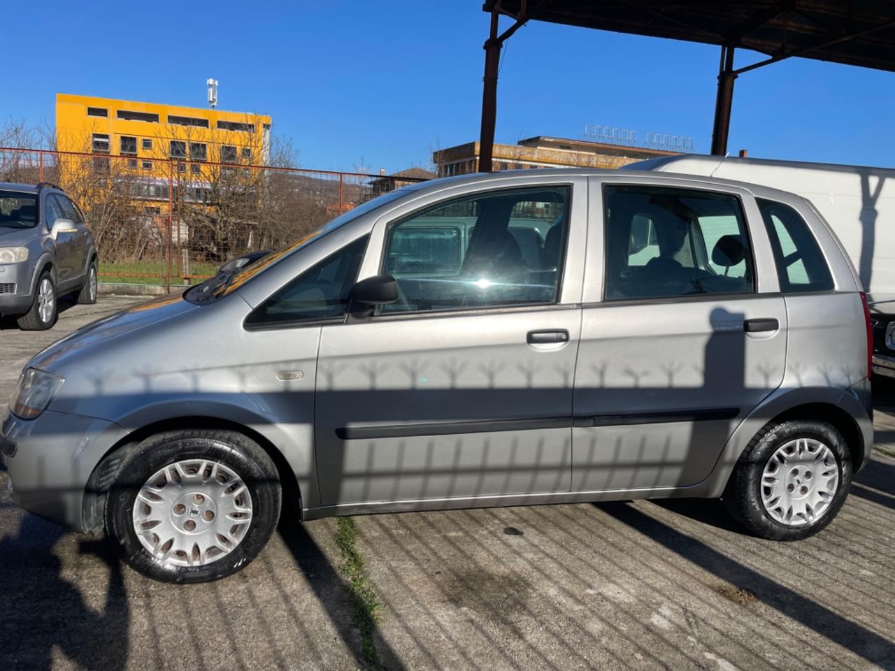 Fiat Idea 1.2 16V