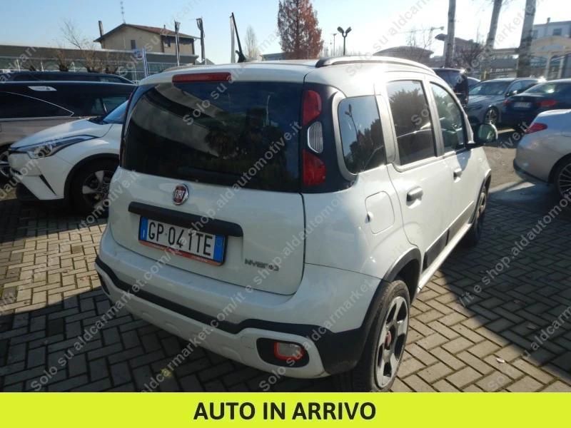 Fiat Panda 1.0 FireFly Hybrid City Cross