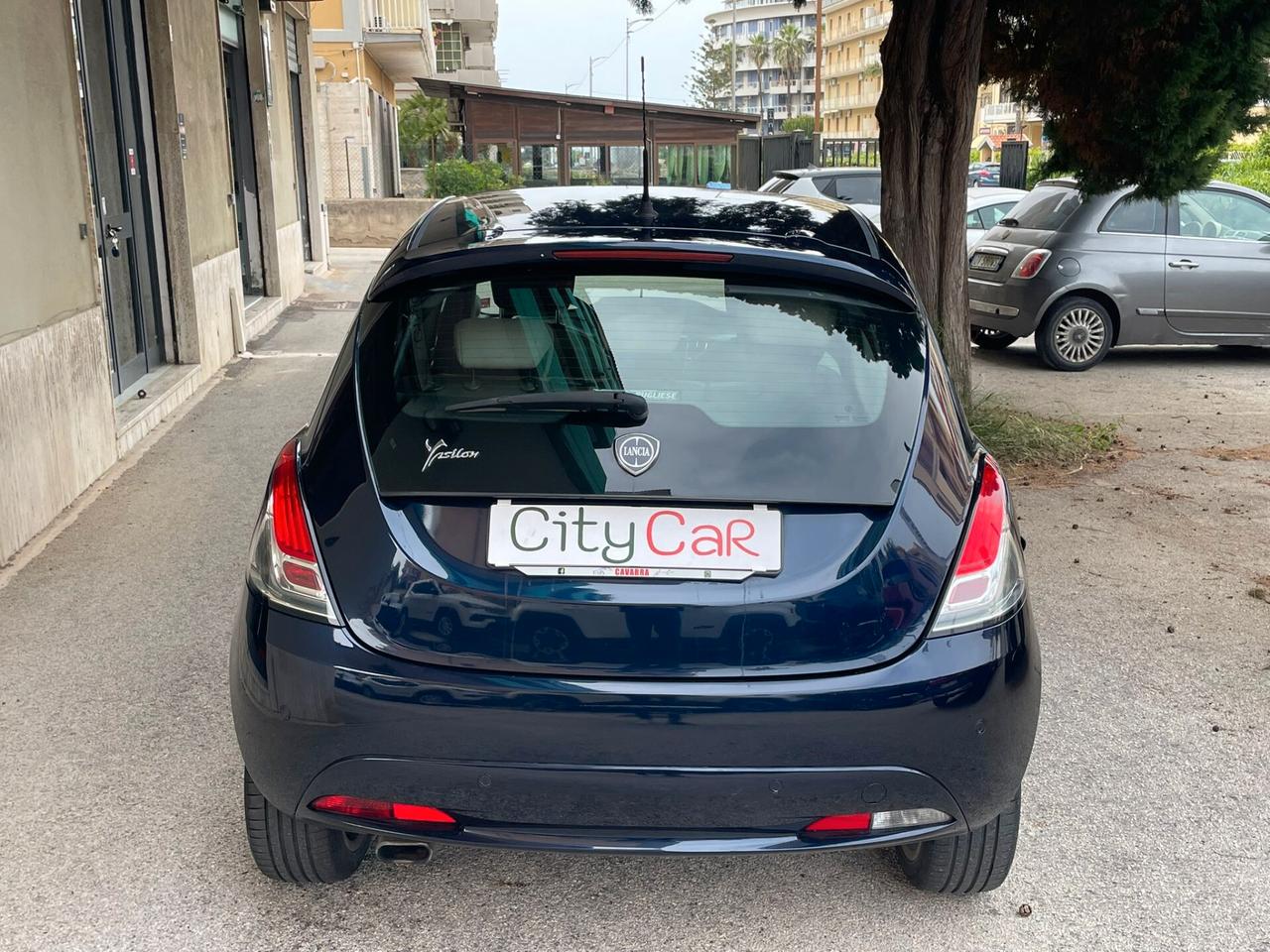 Lancia Ypsilon 1.2 69 CV 5 porte Platinum