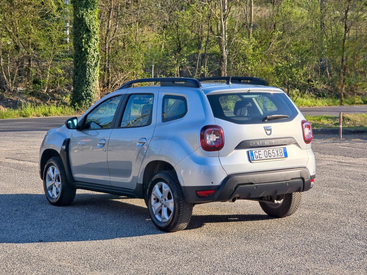 Dacia Duster 1.0 TCe 100 CV ECO-G 4x2 15th Anniversary 2021-E6 Manuale NEO