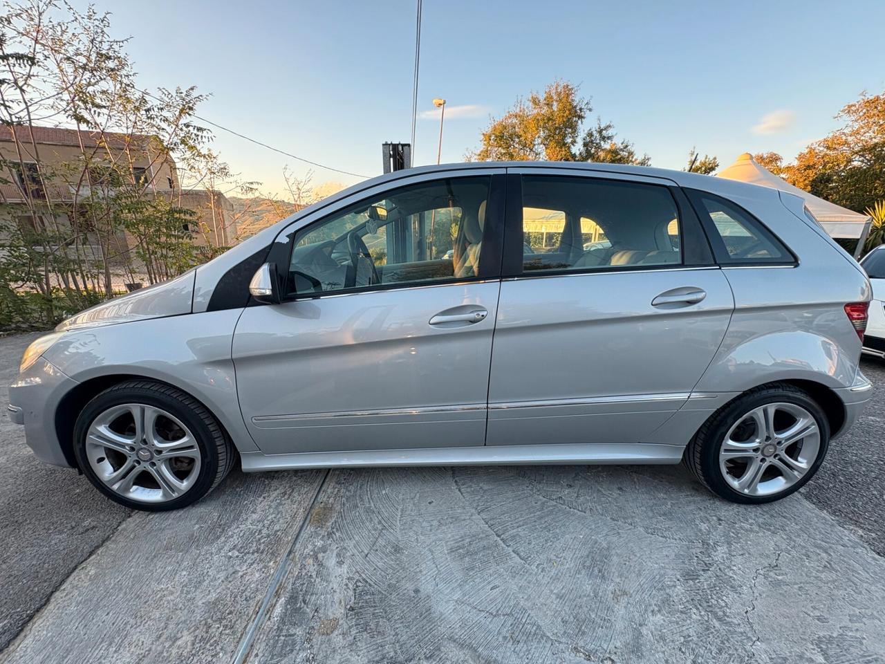 Mercedes-benz B 200 CDI