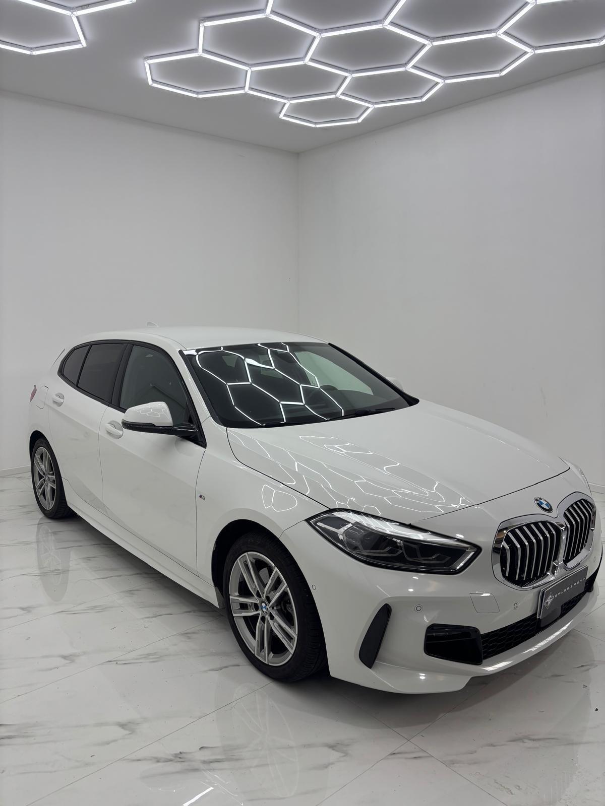 Bmw 116 116d 5p. Msport