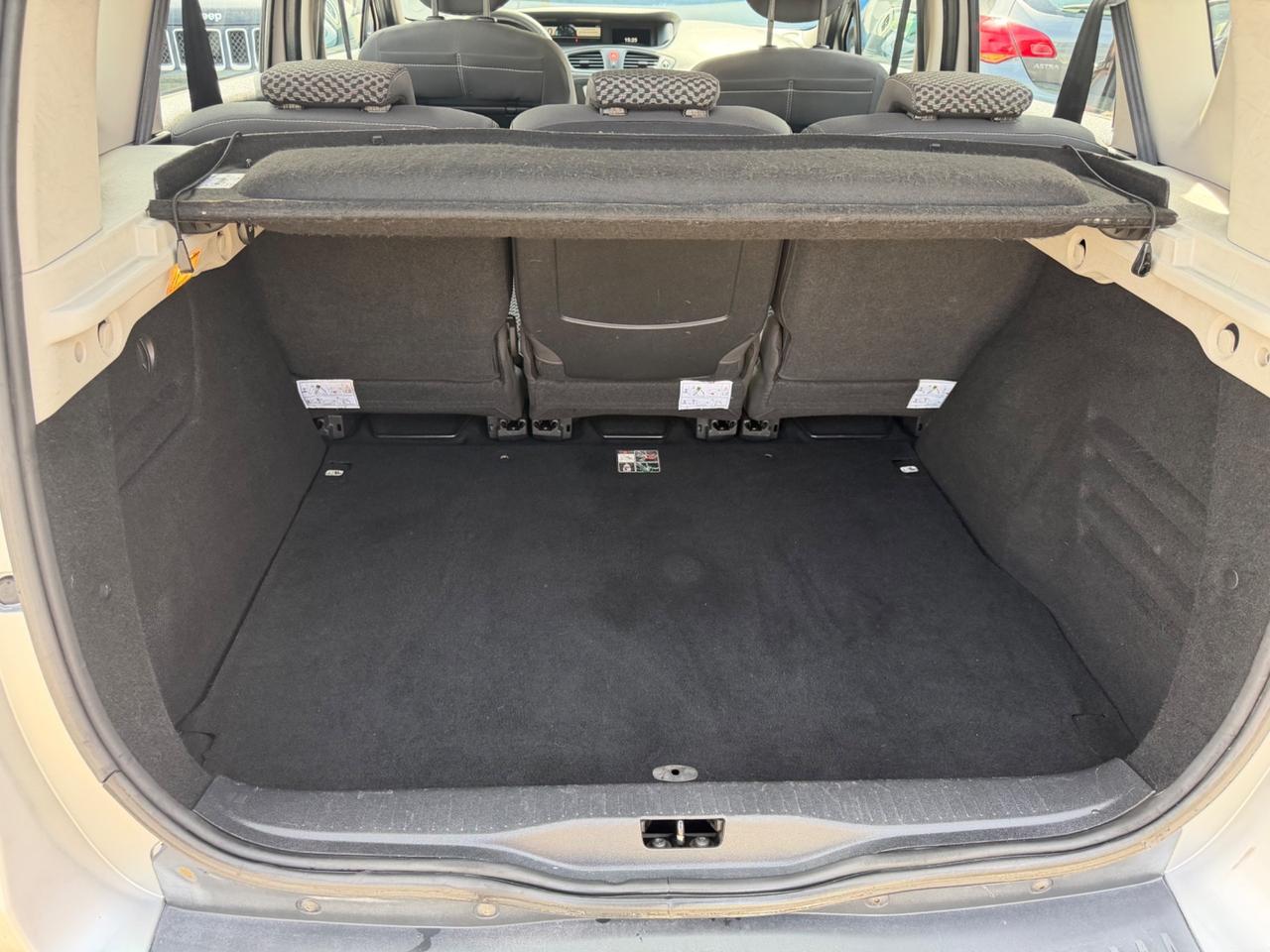 Renault Scenic Xmod 1.5 dCi 110CV