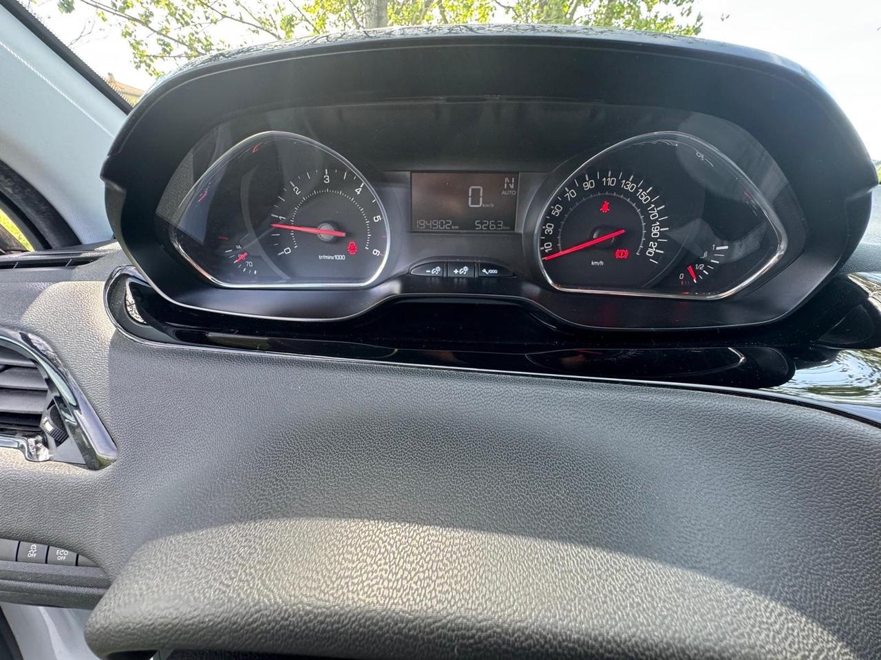 Peugeot 208 1.4 e-HDi 68 CV S&S 5 porte Active Neo P