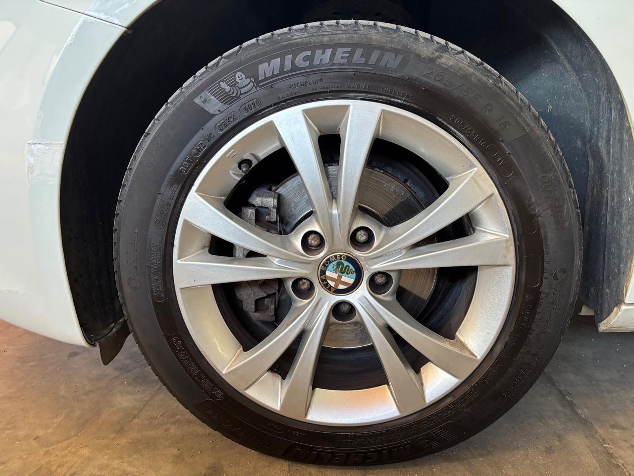 Alfa Romeo Giulietta 1.4 GPL OK NEOPATENTATI