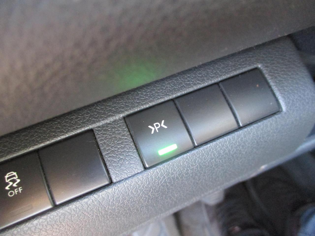 Peugeot 5008 5008 1.6 hdi 8v Business 115cv TETTO/Navi/7 Posti