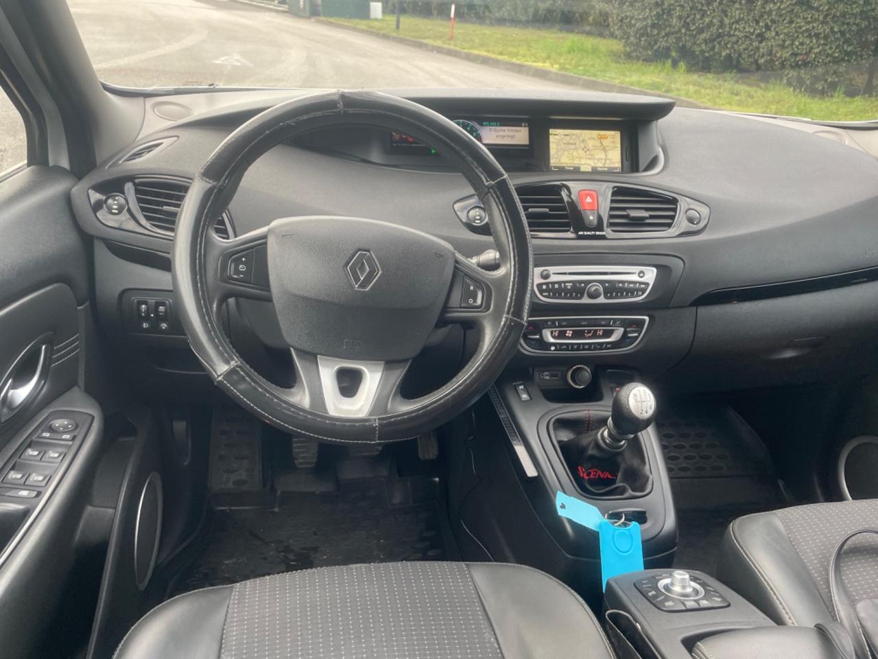 Renault Scénic 1.9 dCi 130CV..7.posti navi perfetta