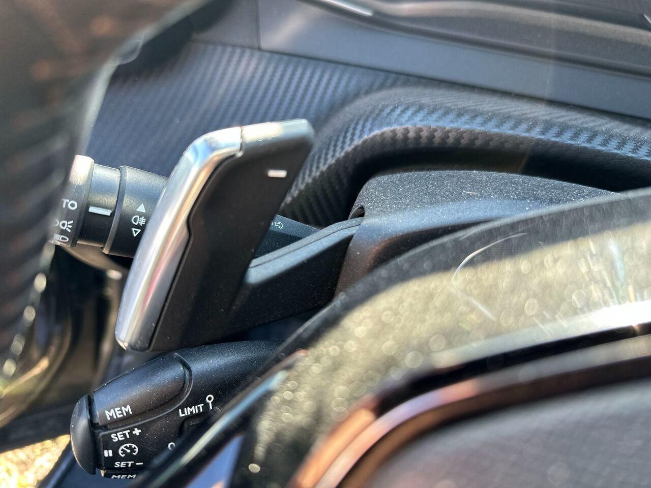 PEUGEOT 2008 II 2023 - 2008 1.2 puretech Allure s&s 130cv eat8