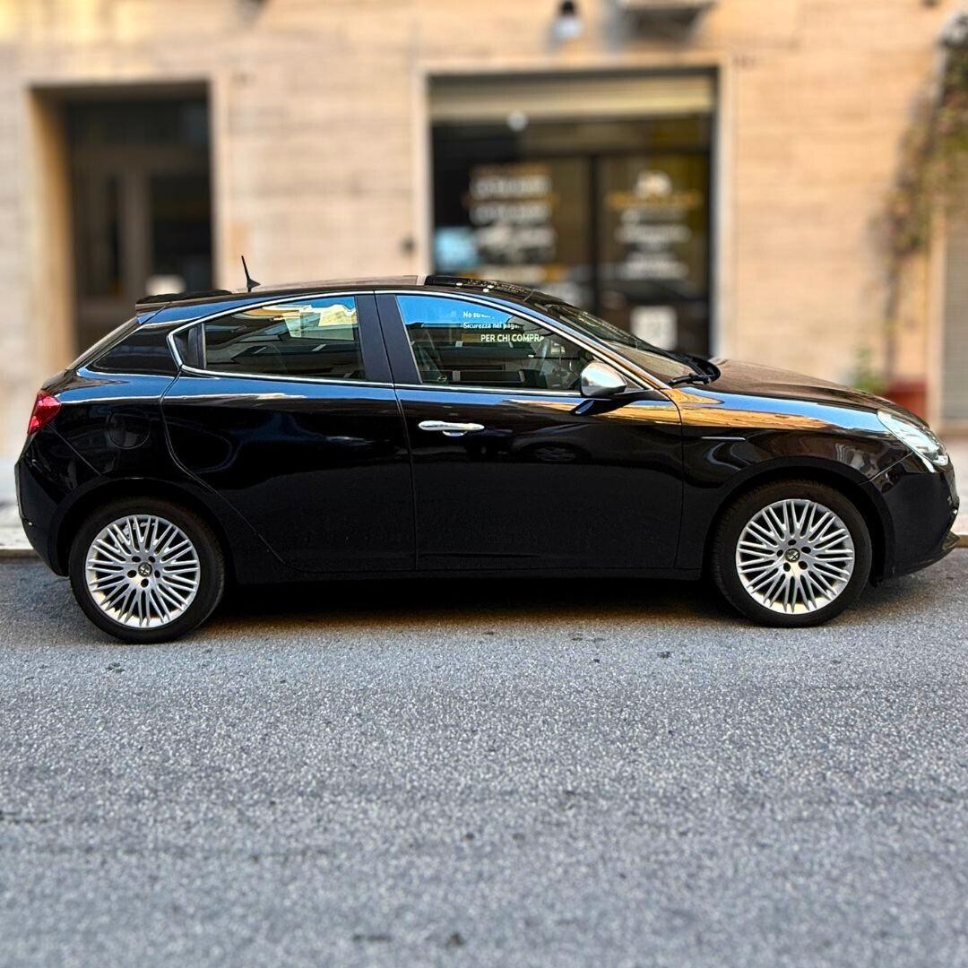 Alfa Romeo Giulietta 1.6 JTDm-2 105 CV Exclusive
