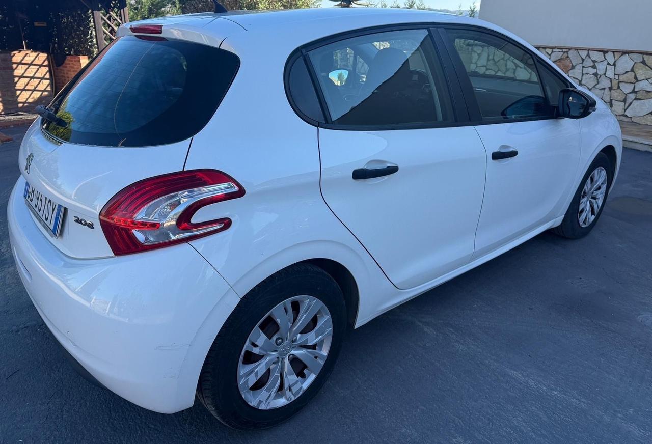 Peugeot 208 1.2 VTi 82 CV 5 porte Access