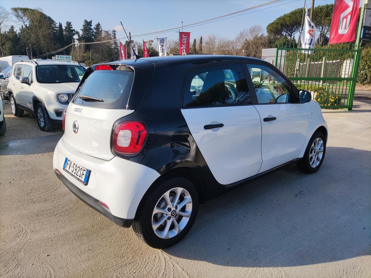 Smart ForFour 70 1.0 Youngster