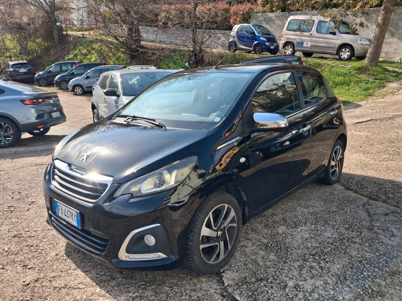 Peugeot 108 VTi 82 CV 5 porte Allure