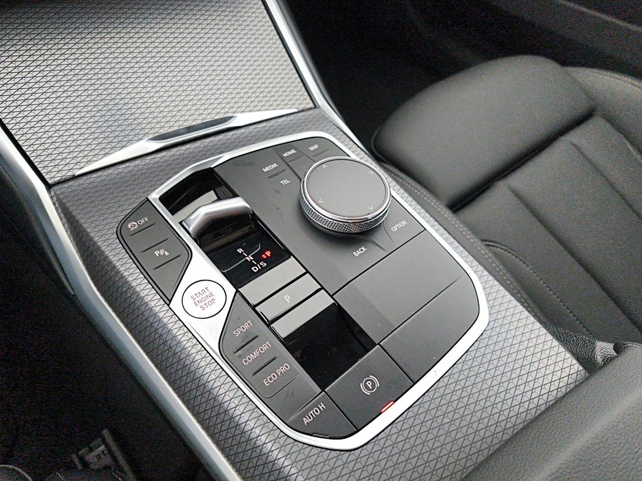 BMW Serie 3 318d Touring 48V MSport