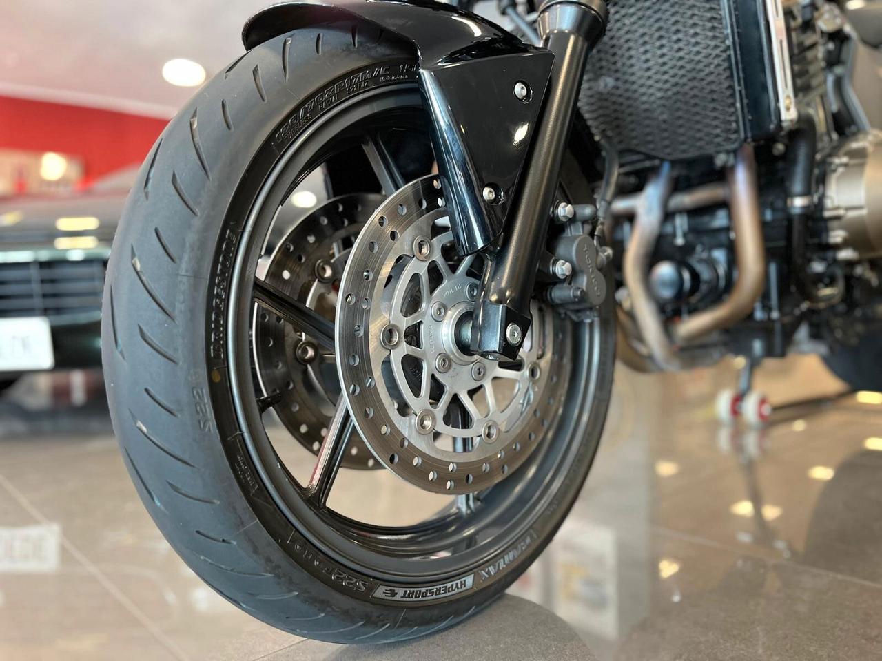 Kawasaki ZR 750