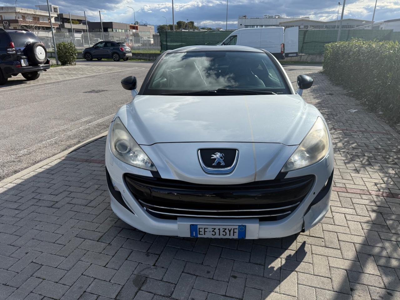 Peugeot RCZ 2.0 HDi 163CV Black Yearling-2010-