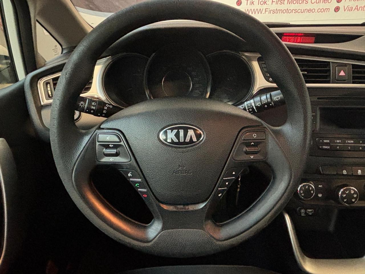 Kia Ceed cee'd 1.6 CRDi 110 CV 5 porte GT Line