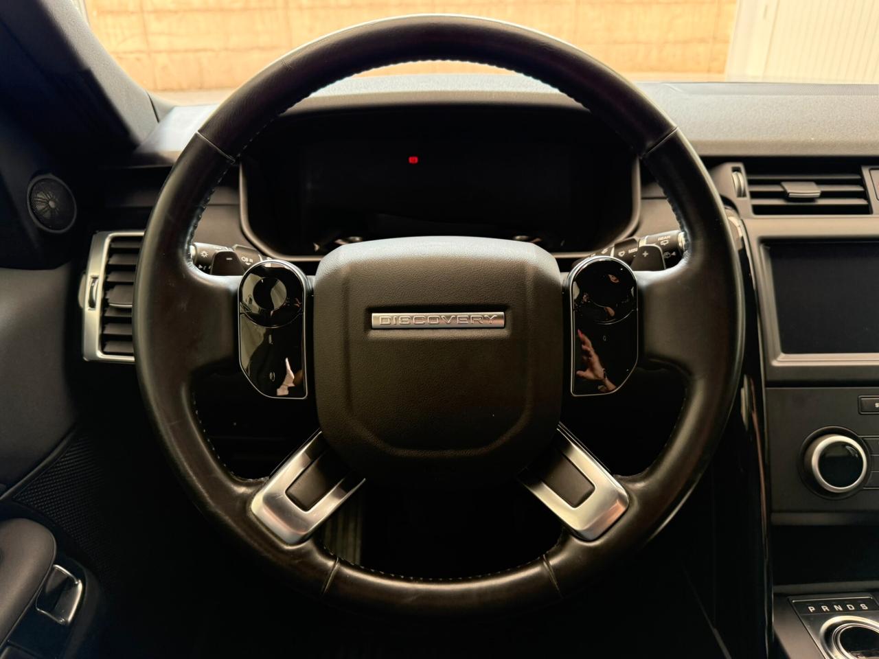 Land Rover Discovery 5 2.0 SD4 240 CV S
