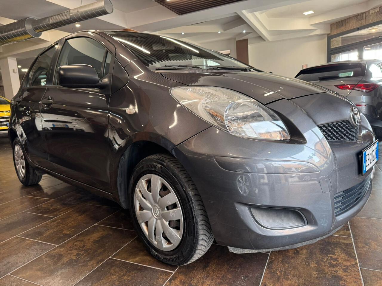 Toyota Yaris 1.0 5 porte Now Eco