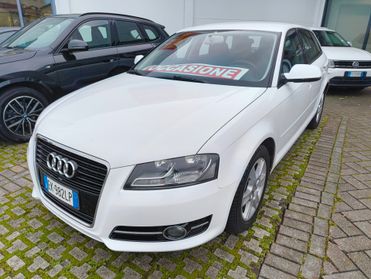 Audi A3 1.6 TDI 105 CV CR Ambiente
