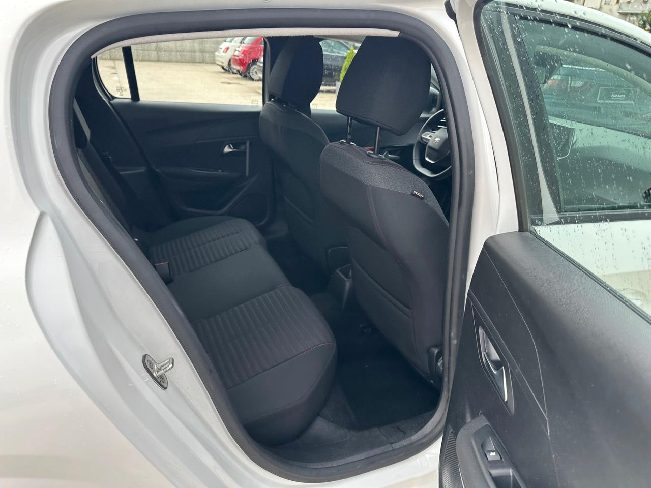 Peugeot 208 BlueHDi 100 Active Pack