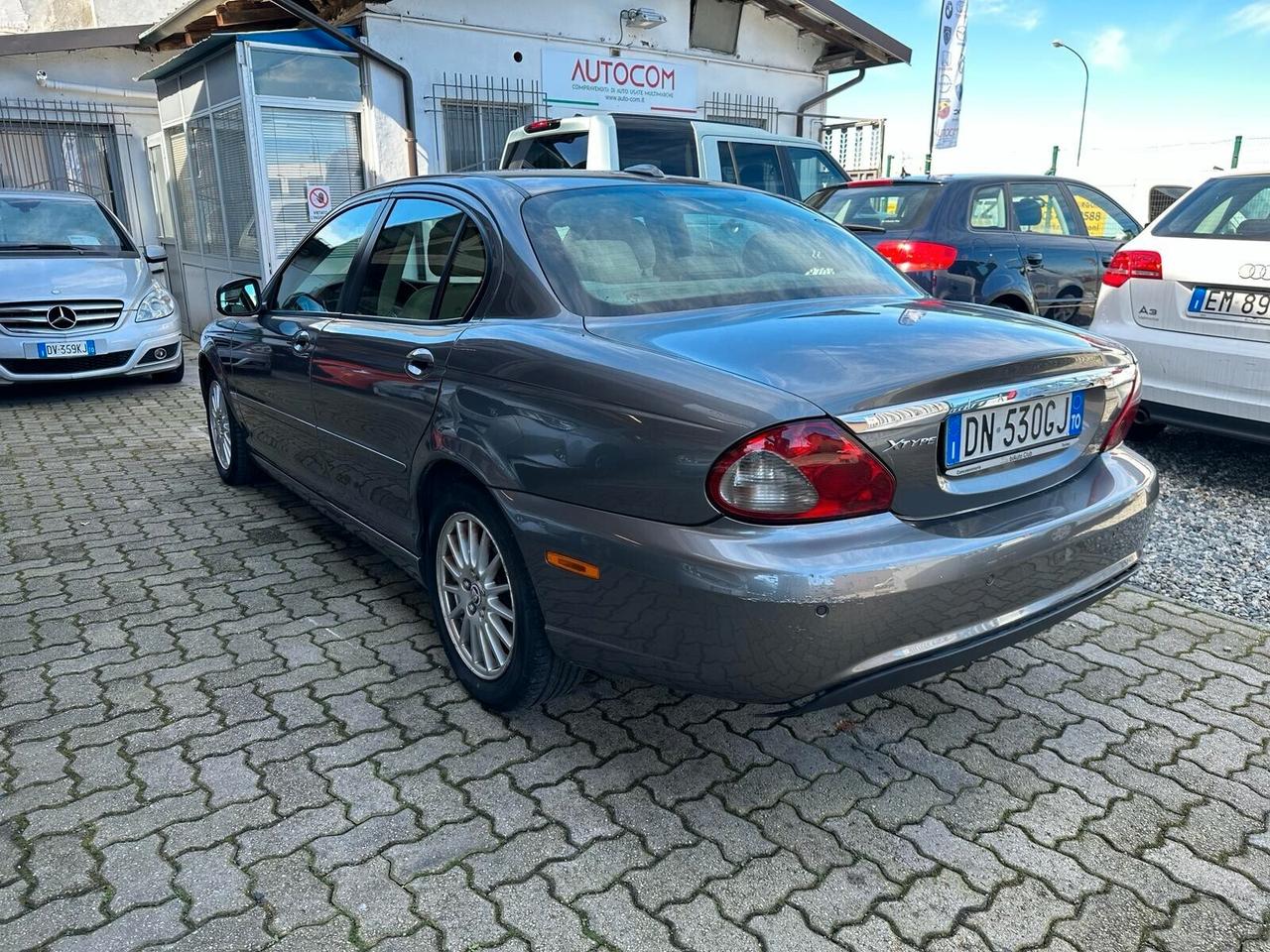 Jaguar X-Type 2.2D cat aut. Luxury cDPF