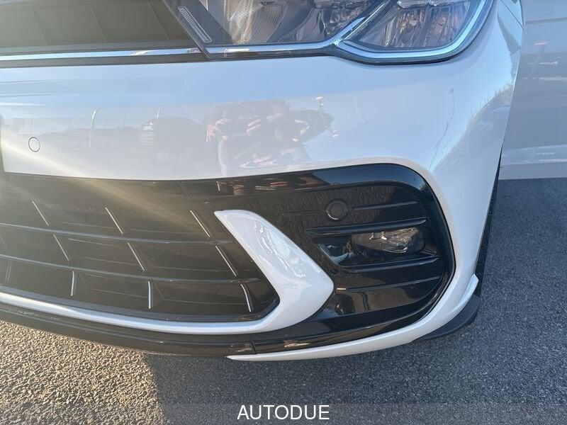 Volkswagen Polo VI 2022 1.0 tsi R-Line 95cv dsg