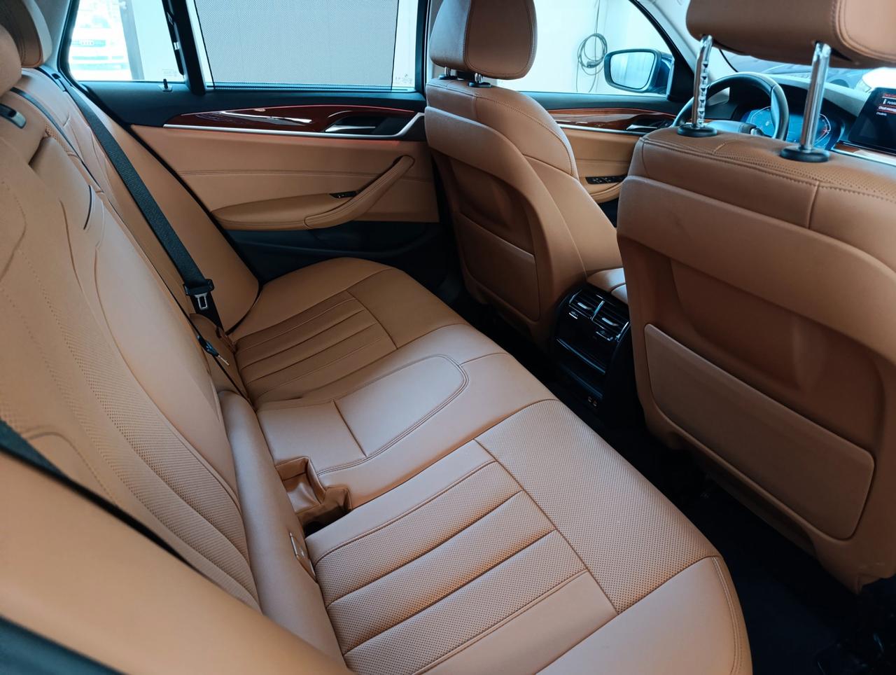 BMW 520 d Touring mhev 48V xdrive Business auto