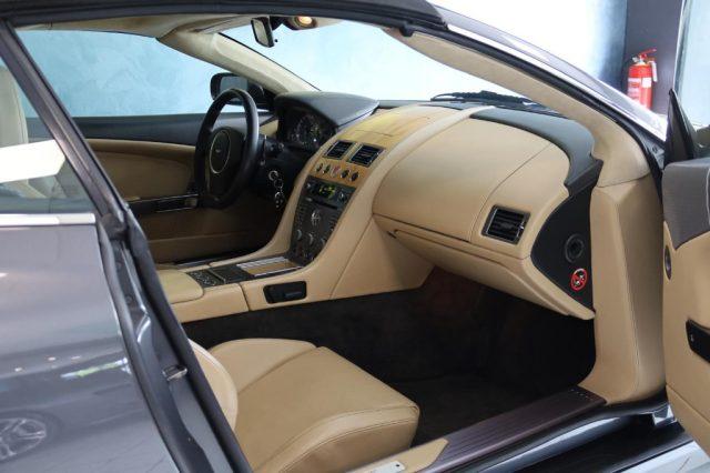 ASTON MARTIN DB9 Volante Touchtronic