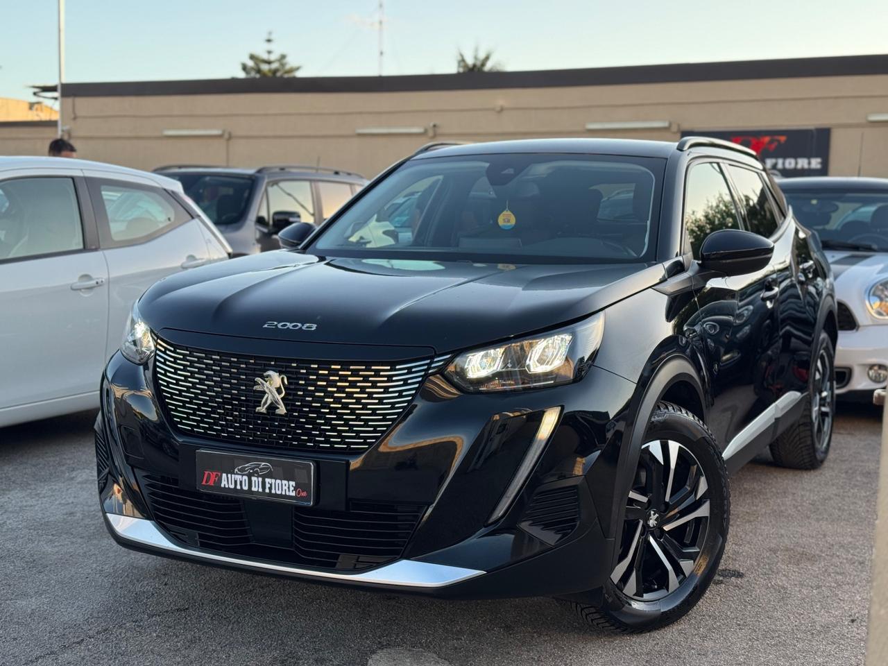 Peugeot 2008 1.5 BlueHDi 110 Allure Pack NAVI