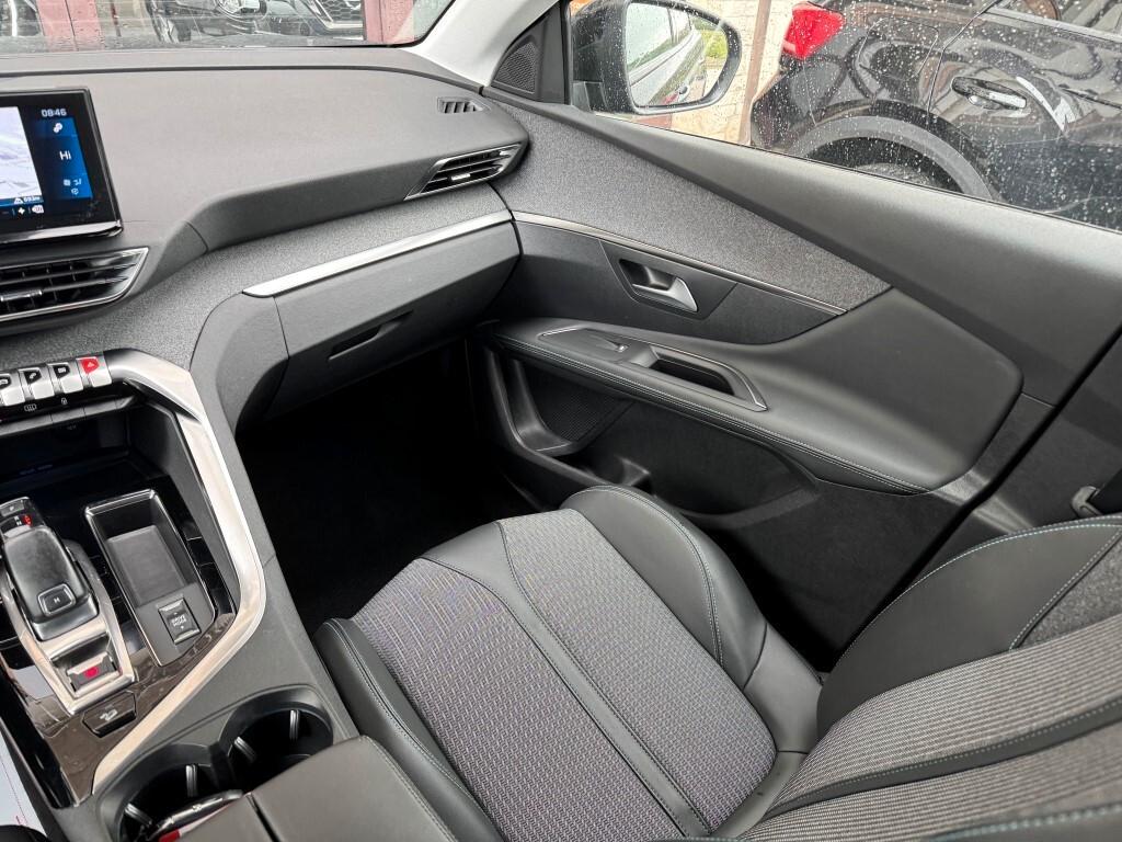 Peugeot 3008 N1 Autocarro 1.5 Bluehdi Allure Pack130cv Eat8