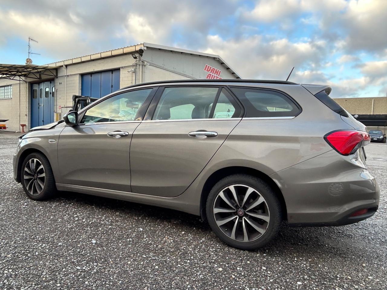 Fiat Tipo 1.6 Mjt S&S SW Lounge