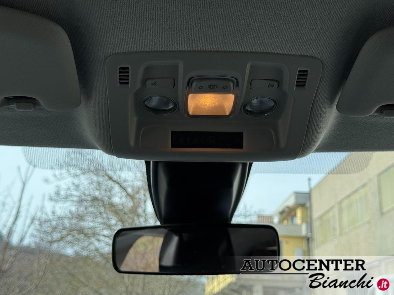 Citroen C3 1.2 puretech Shine s&s 83cv neopatentati