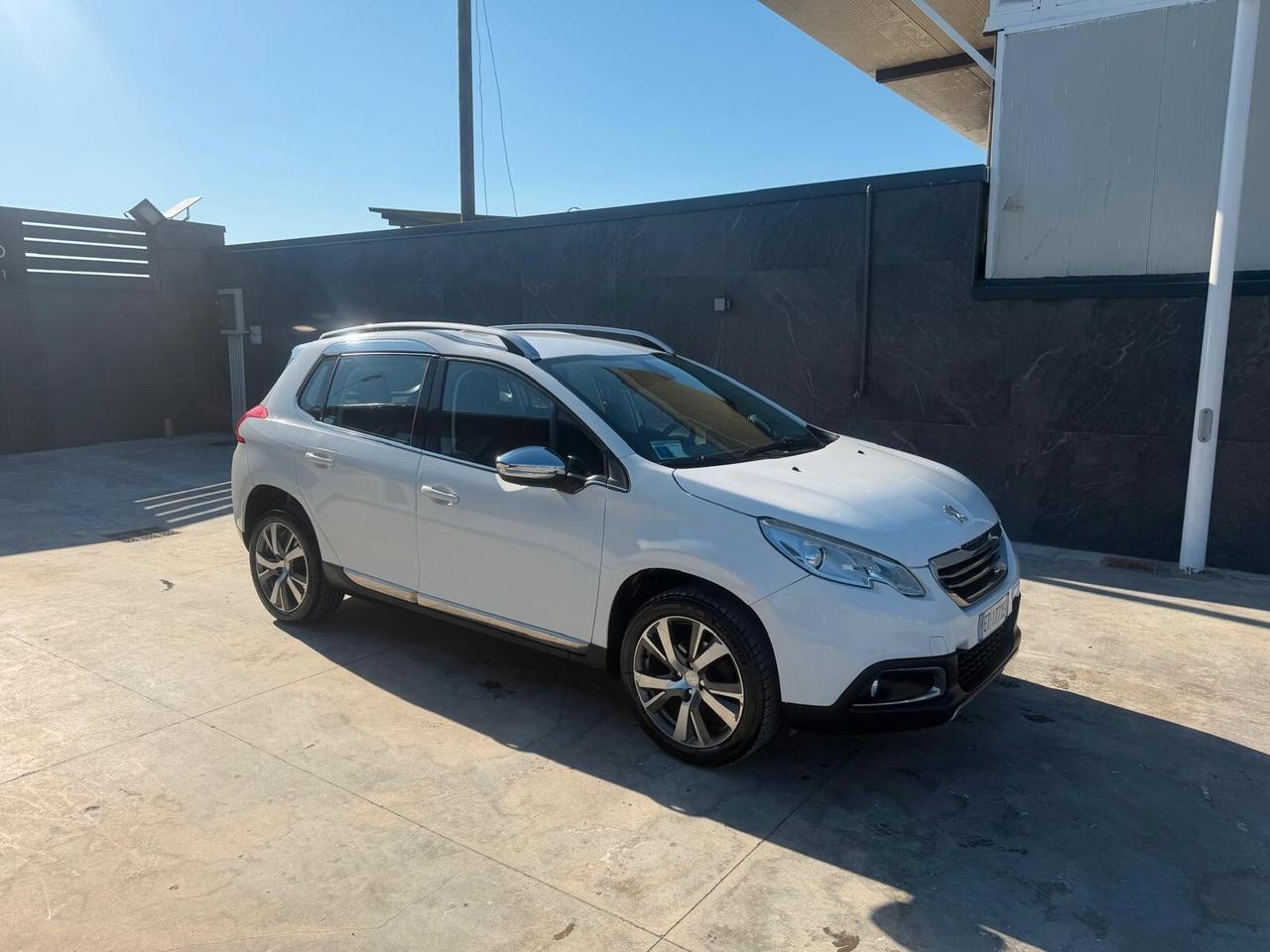 Peugeot 2008 1.6 e-HDi 92 CV Stop&Start Allure
