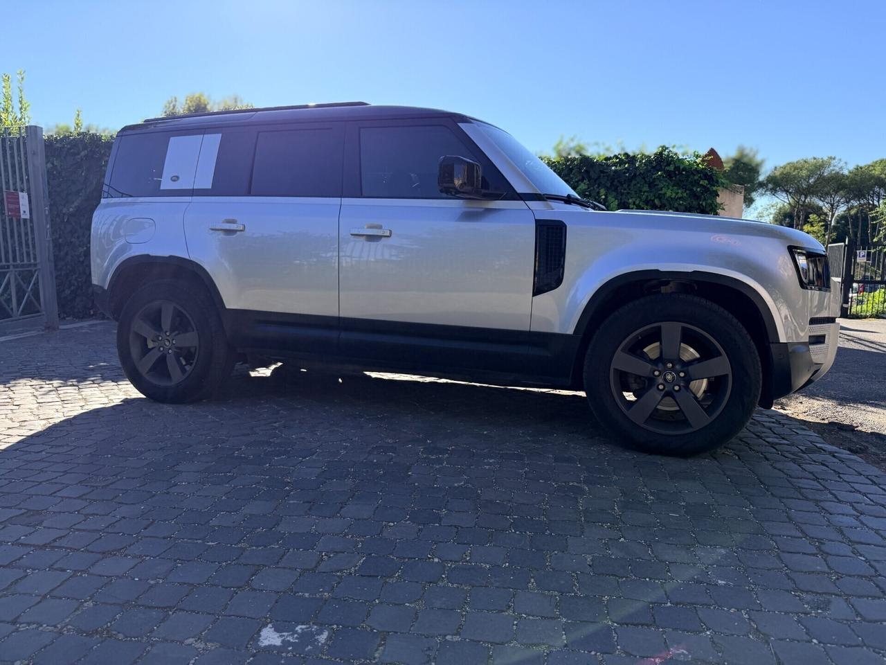 Land Rover Defender 110 3.0d Hybrid 7 POSTI + IVA