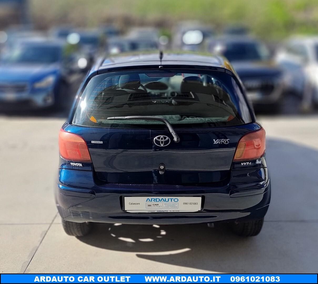 Toyota Yaris 1.0 Sol