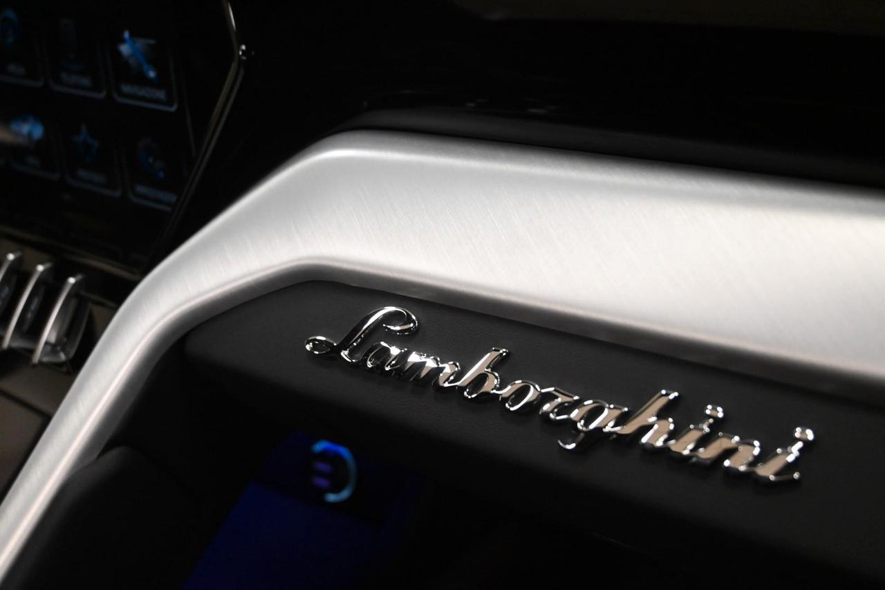 LAMBORGHINI Urus Urus 4.0 S