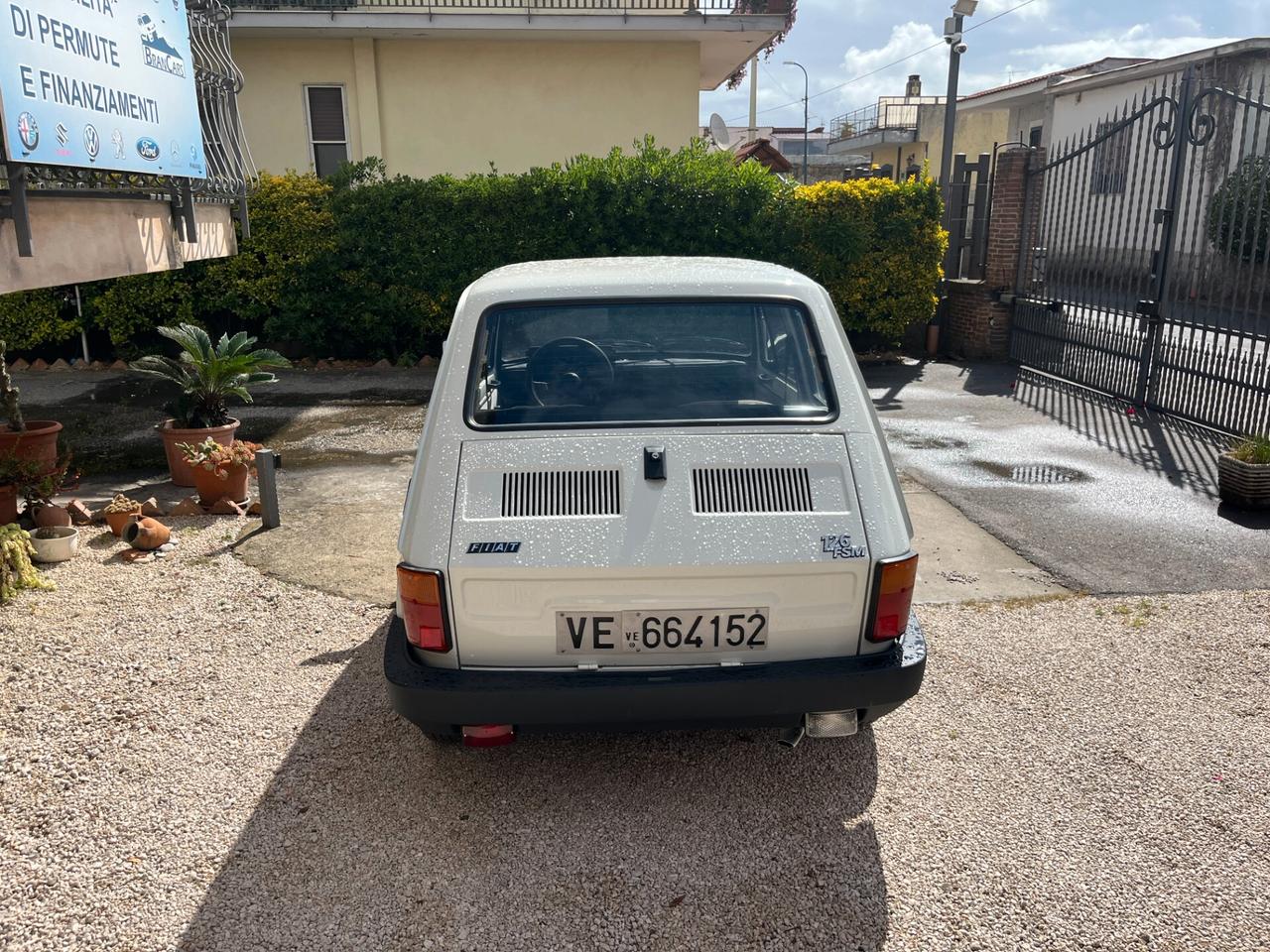 FIAT 126 versione FSM 1987 appena restaurata