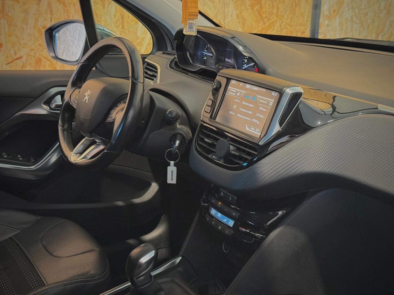 Peugeot 2008 1.2 VTi 82CV Allure - NEOPATENTATI