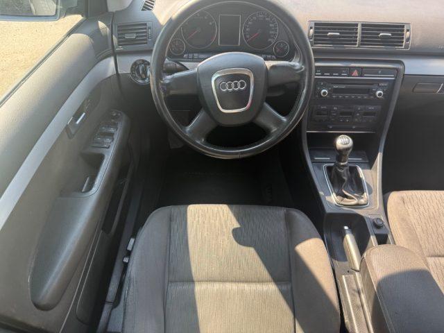 AUDI A4 1.6 Sport